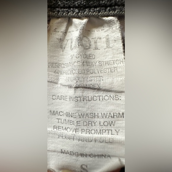 Vuori Banks Performance Shorts 9 In Inseam Black And Gray Size Small - Picture 3 of 5